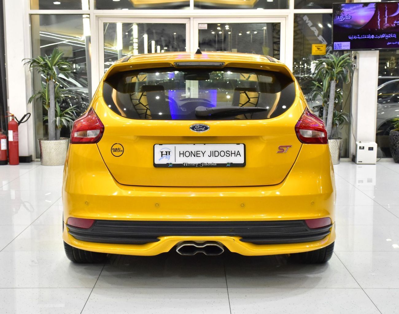 Ford Focus EXCELLENT DEAL for our Ford Focus ST ( 2016 Model ) in Yellow Color GCC Specs