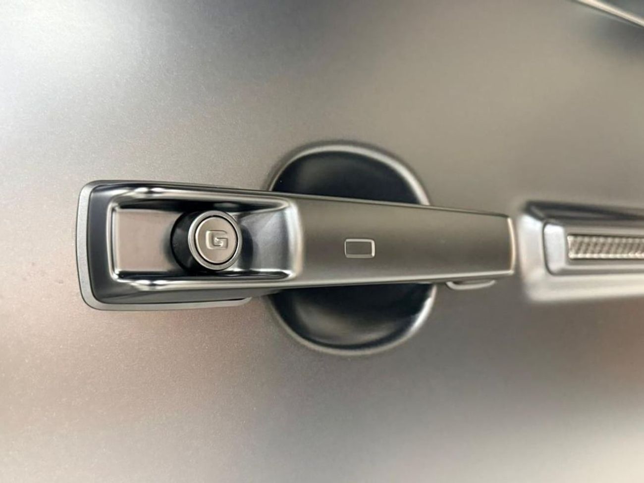 Mercedes-Benz G 63 AMG STD 4.0L NIGHT PACKGE