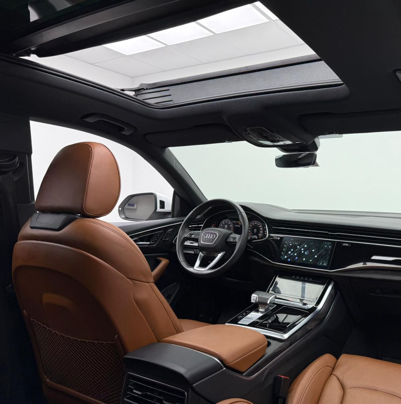 Audi Q8 55 TFSI S-LINE LUXURY 2023 Audi Q8 55 TFSI Quattro S-Line, 2028 Audi Warranty + Service Pack, Fully Loaded, GCC