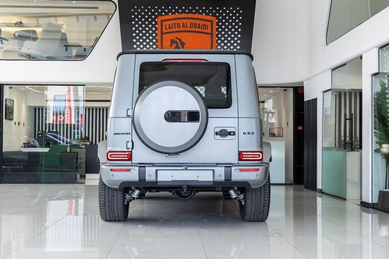 Mercedes-Benz G 63 AMG Mercedes-Benz G 63 AMG - Special Color - Carbon Fiber - 22 Maybach Alloy Wheels  2025 Facelift