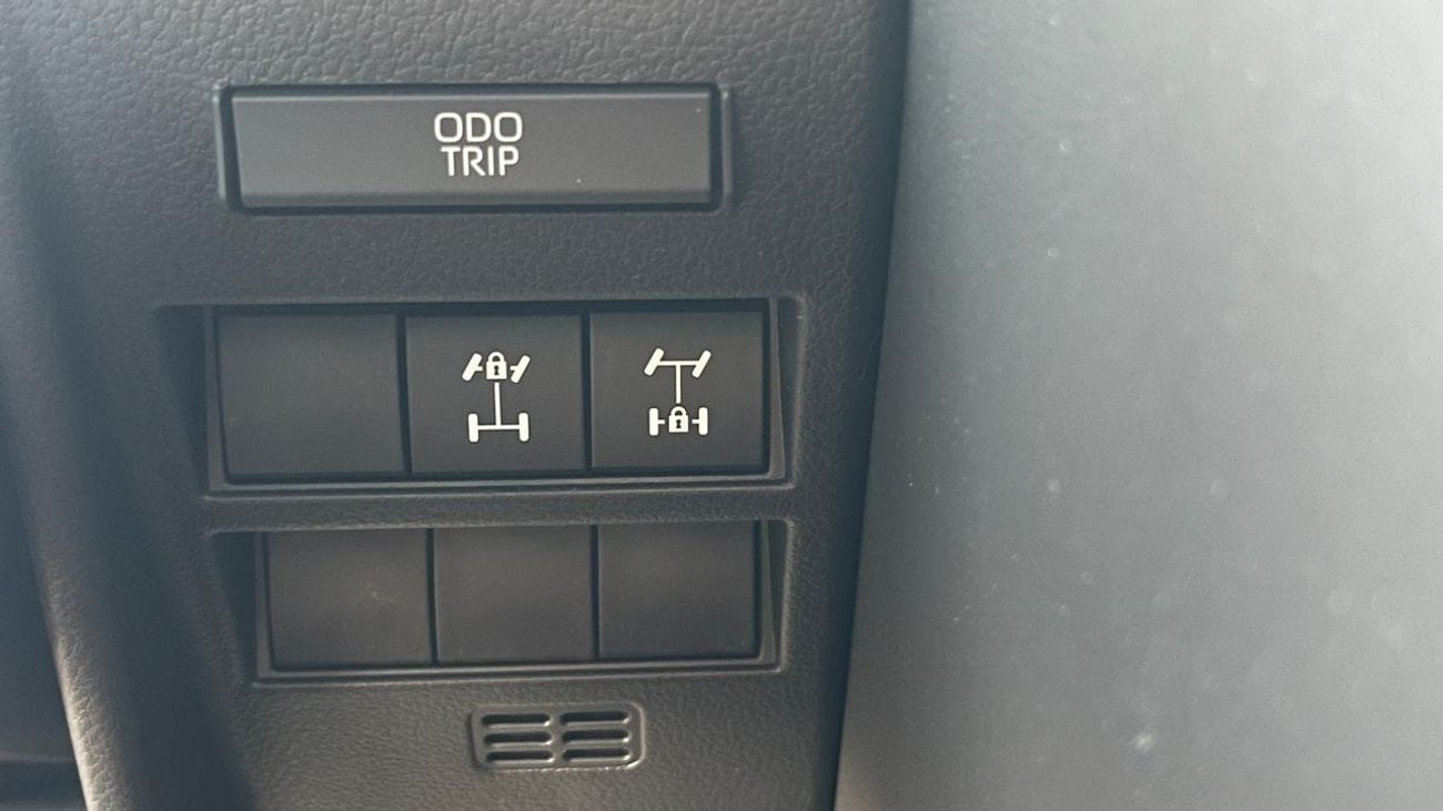Toyota Land Cruiser GR SPORT