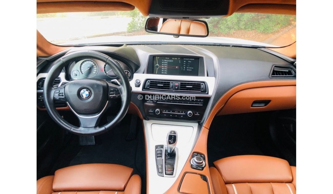 BMW 650i BMW 650 MODEL 2013 GCC CAR PERFECT CONDITION FULL OPTION PANORAMIC ROOF LEATHER SEATS 5 CAMR navigat