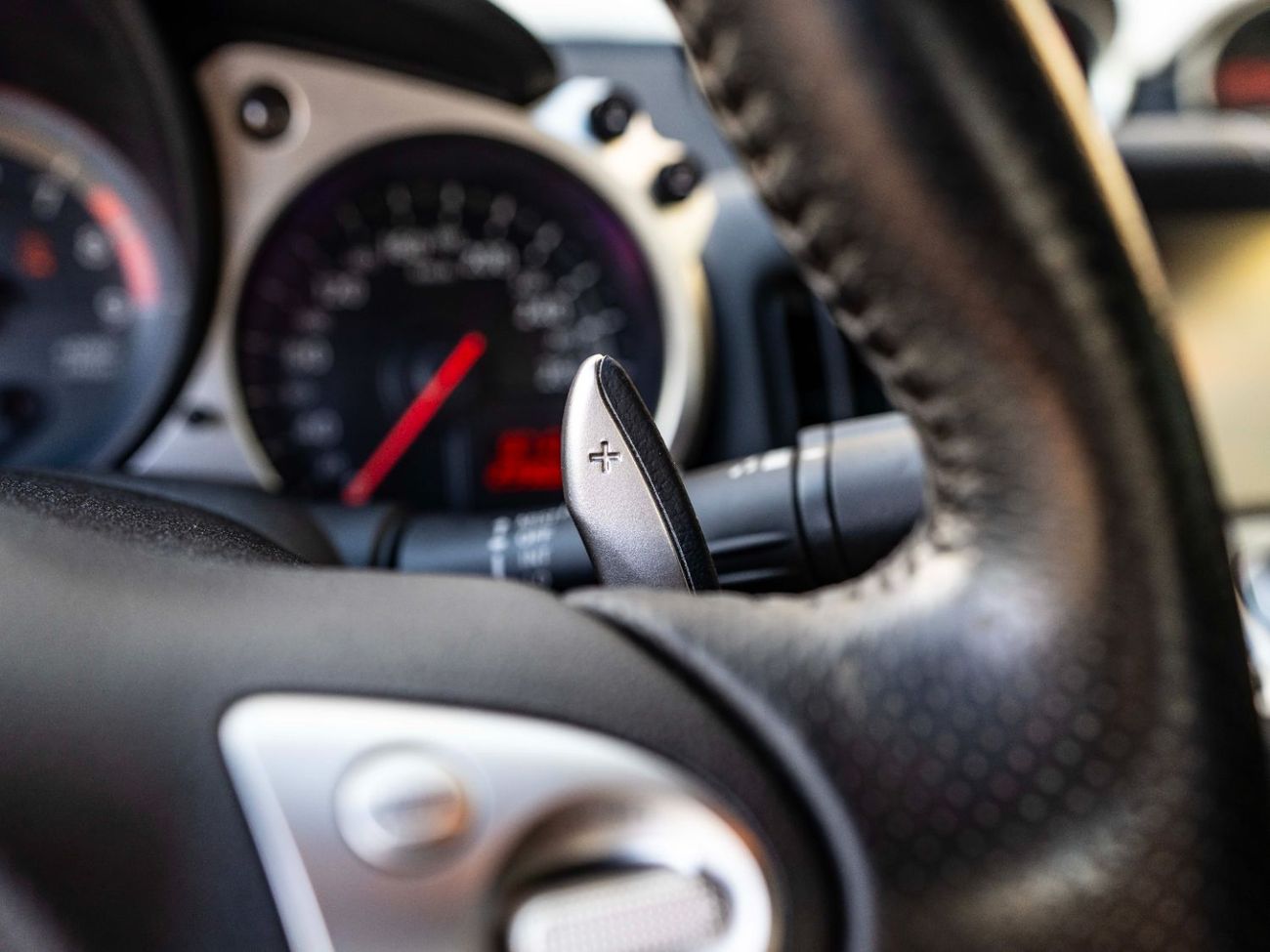 Nissan 370Z Std 3.7L (324 HP) Coupe