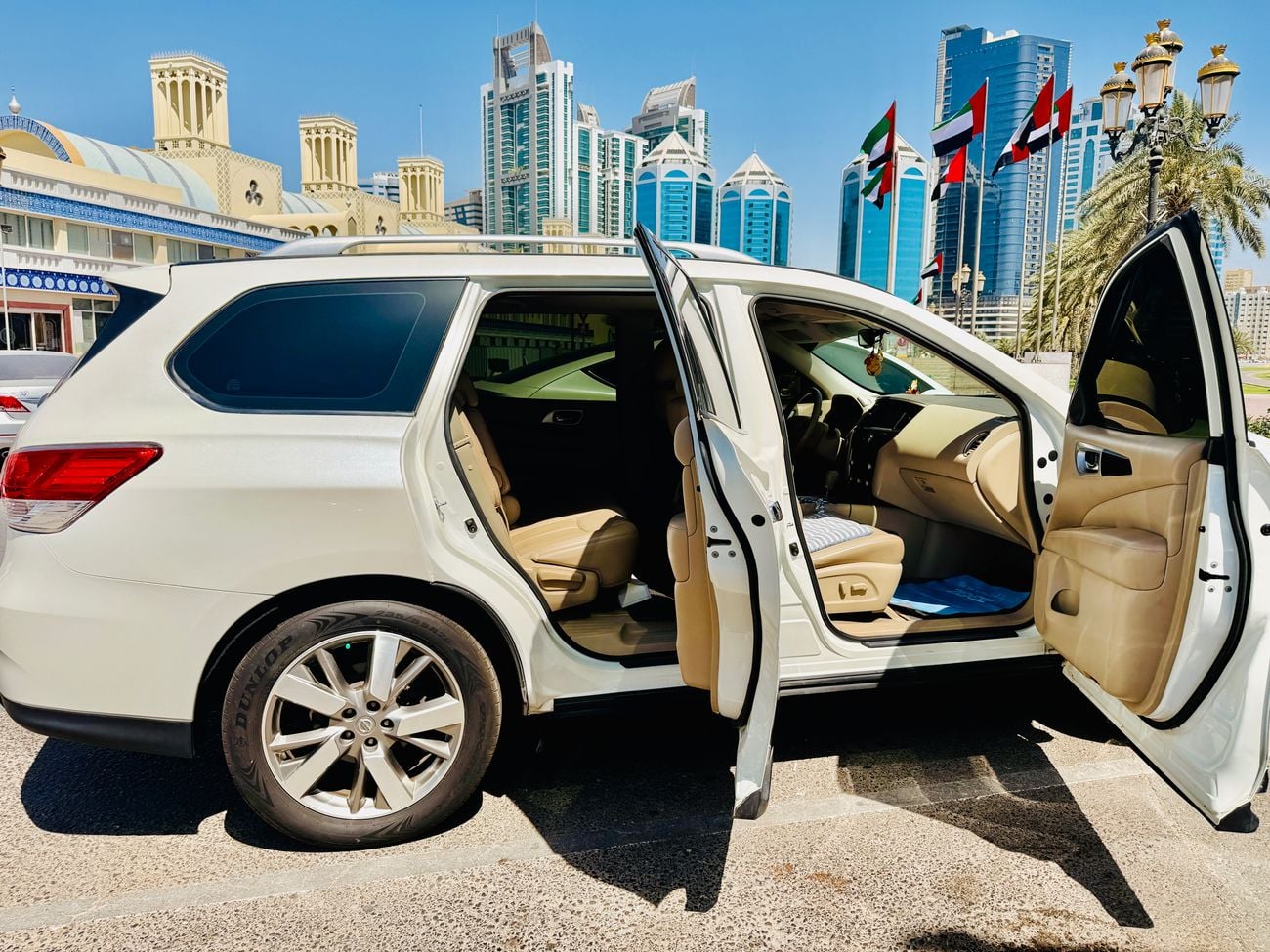 Nissan Pathfinder SV