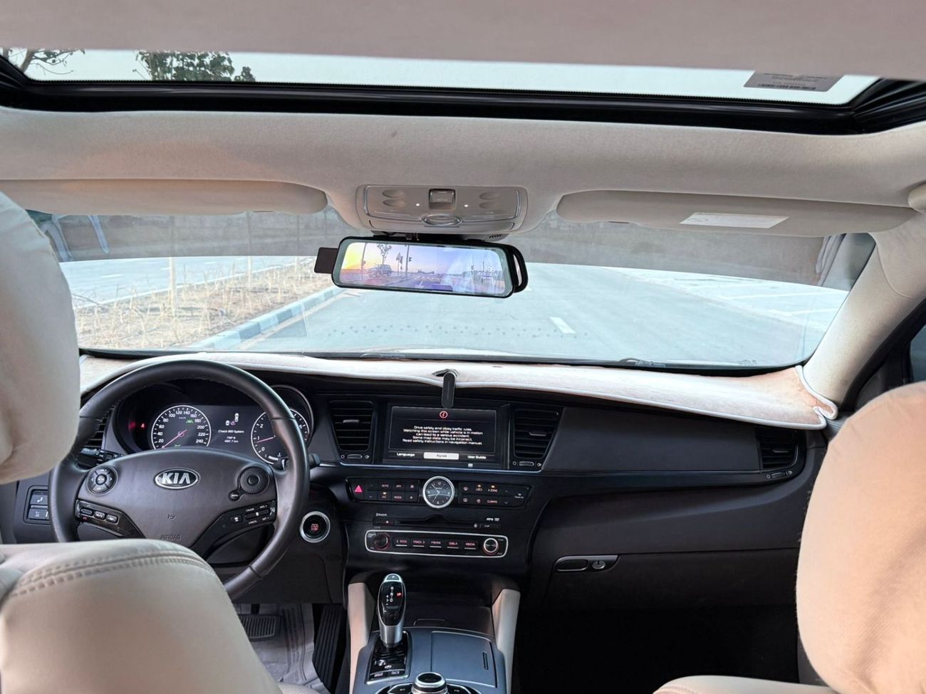 Kia Quoris TOP