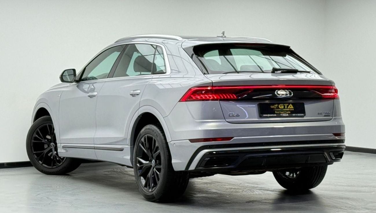 Audi Q8 55 TFSI quattro S-Line 3.0L (340 HP) 2020 Audi Q8 55 TFSI Quattro S-Line Black Edition, Warranty, Fu