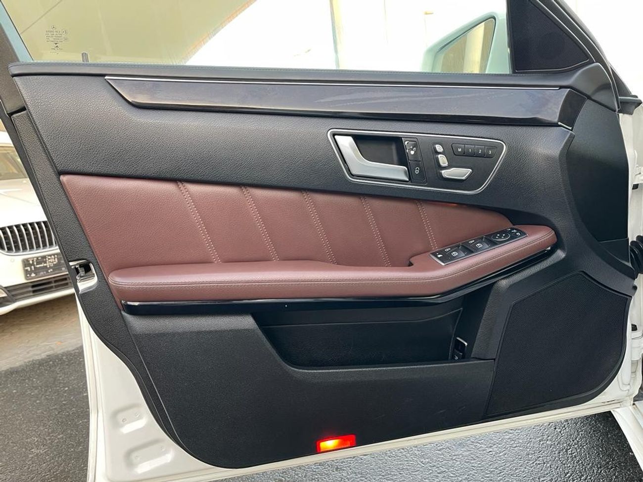 Mercedes-Benz E300 Mercedes E300 AMG_GCC_2015_Excellent Condition _Full option