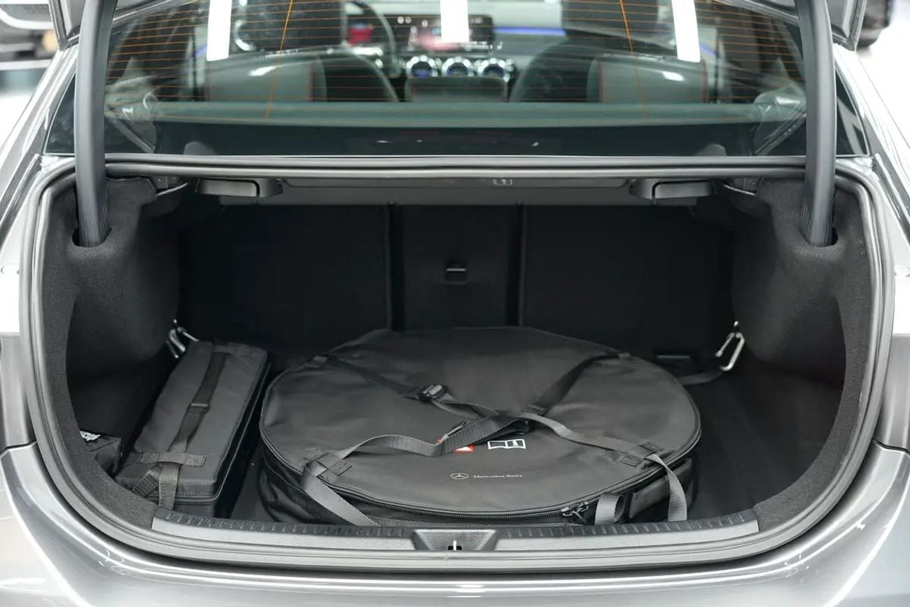 مرسيدس بنز A 200 A 200 | GCC 0km | Agency Warranty | AMG Package