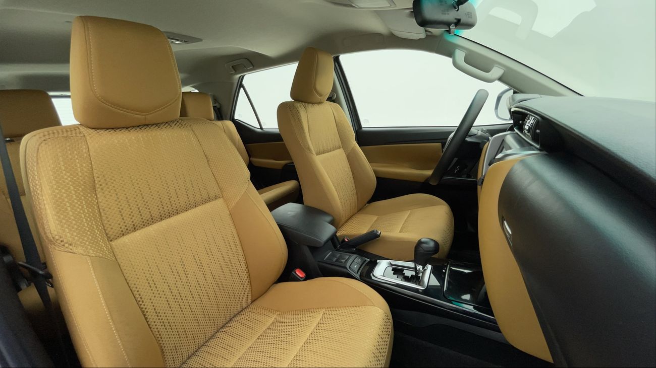 تويوتا فورتونر EXR 2.7 | بدون دفعة مقدمة | اختبار القيادة في المنزل