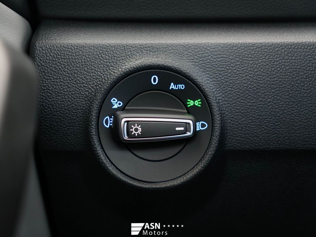 فولكس واجن T ROC 300 TSI Nardo 2025 (Export Price)