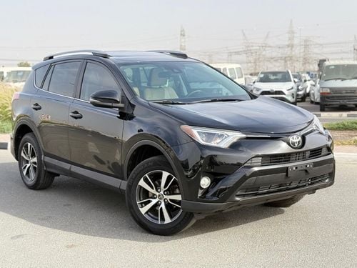 تويوتا راف ٤ XLE, leather seats, sunroof ,push start