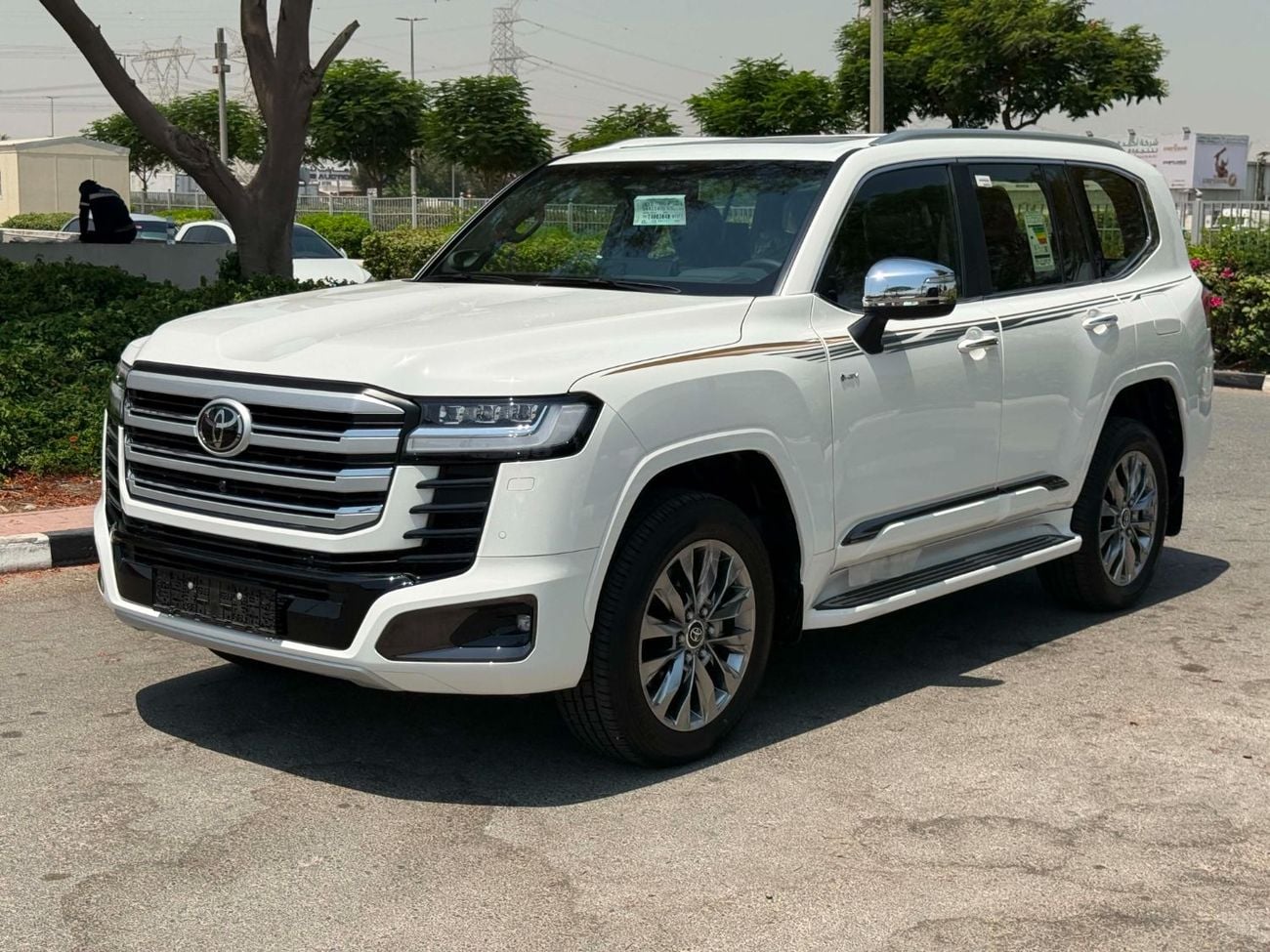 تويوتا لاند كروزر VXR