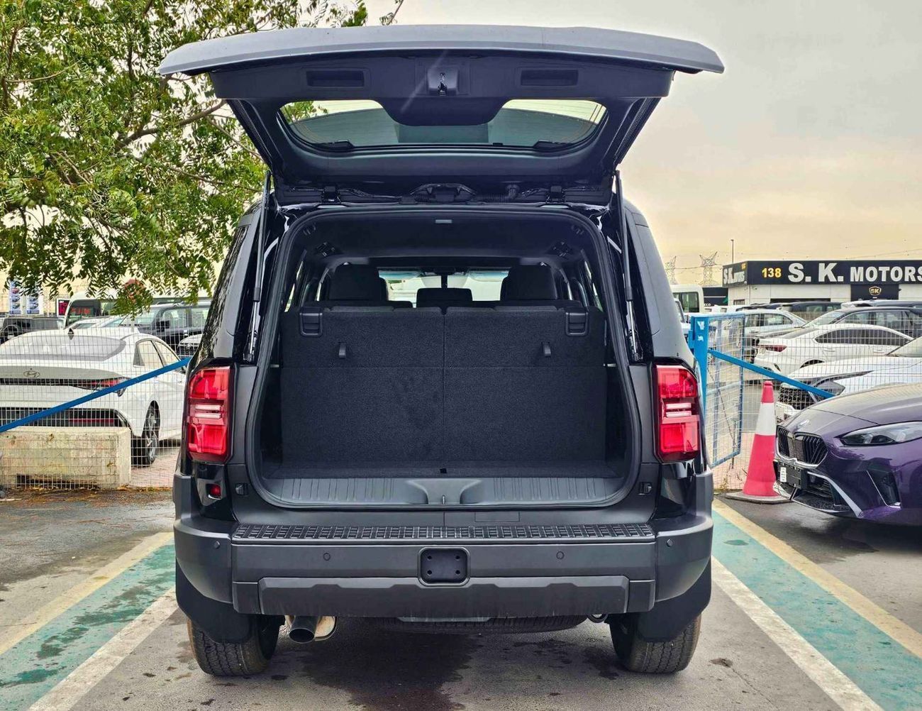 تويوتا برادو TURBO ALL ROUNDER / 2.8L DIESEL V4 / DIFFLOCK / SUNROOF / COOL BOX (CODE # P28AR2)