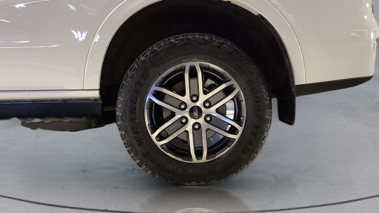 Ford Everest XLS | upto AED 20,000 Ramadan Discount | Guaranteed Warranty | 0 Down Payment