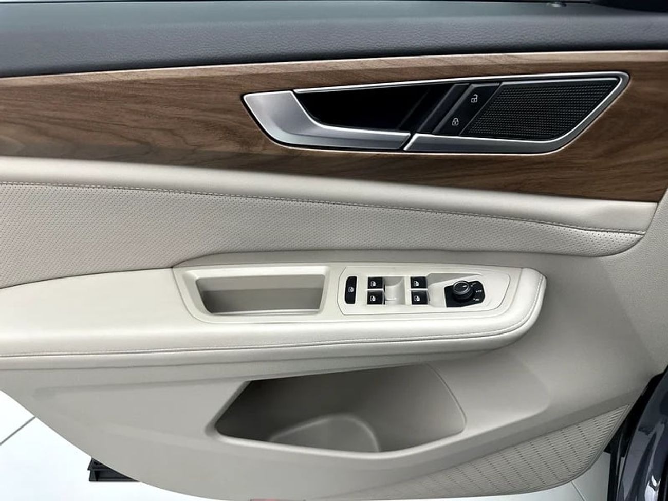 Volkswagen Teramont Trendline 3.6L Trend FL2 (REF#33593)