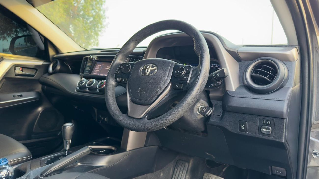 تويوتا راف ٤ EXCELLENT CONDITION | REAR VIEW CAMERA | 2.0L PETROL ENGINE | 2019 | RHD | PREMIUM BLACK INTERIOR