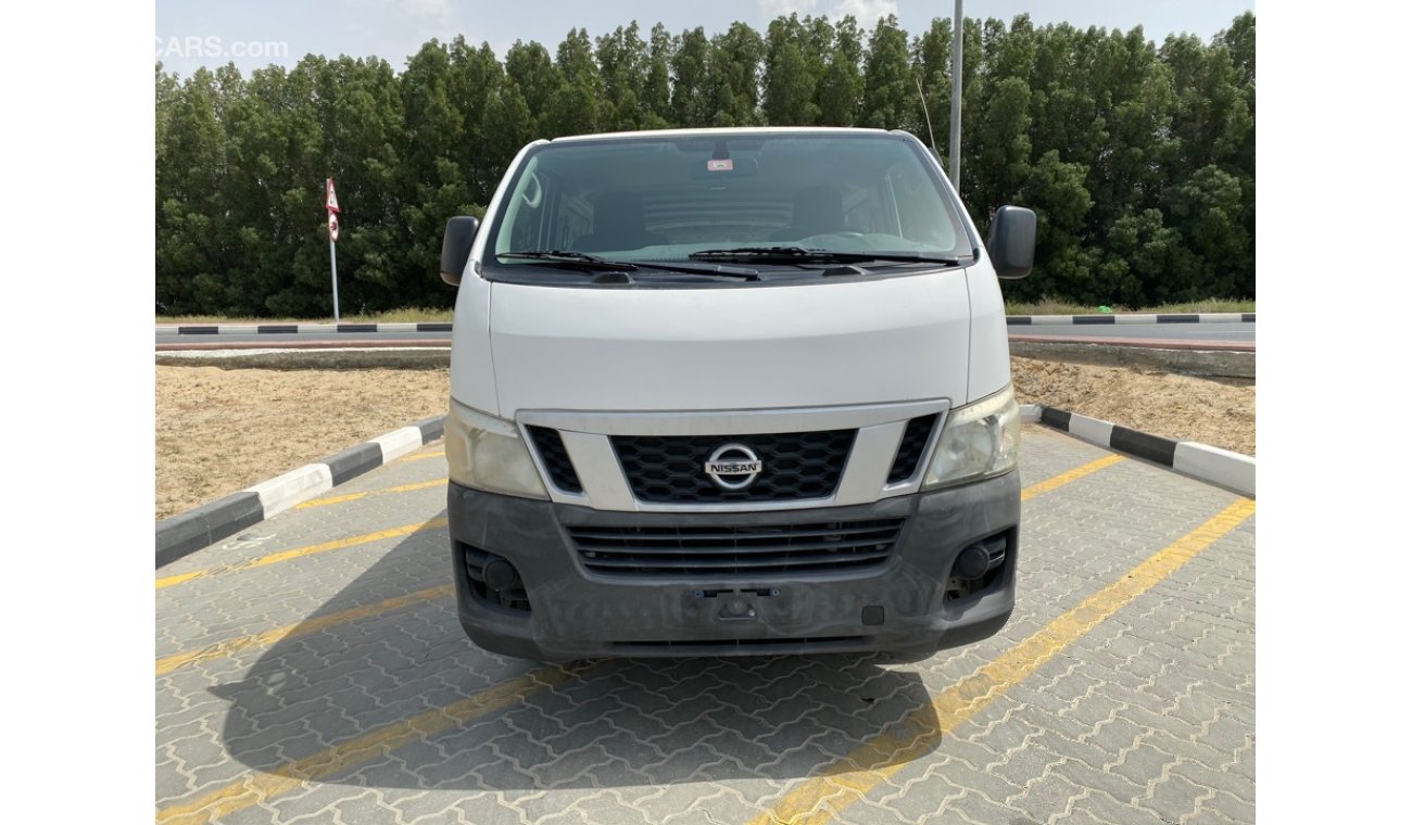 Nissan Urvan 2013 6 seats Ref#126