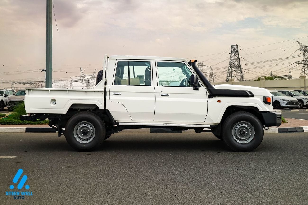 تويوتا لاند كروزر بيك آب Double-Cab LC 79 | 2.8L Turbo DSL | GCC Specs | 4WD MT | Heavy Duty | Export Ready