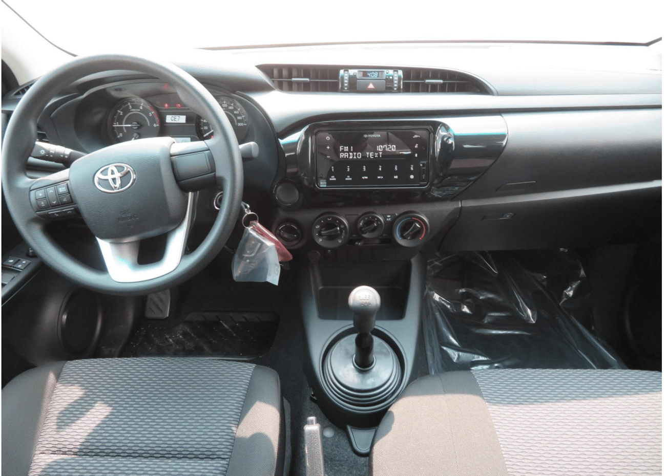 Toyota Hilux HILUX D/C 4WD DSL DLX-G 1