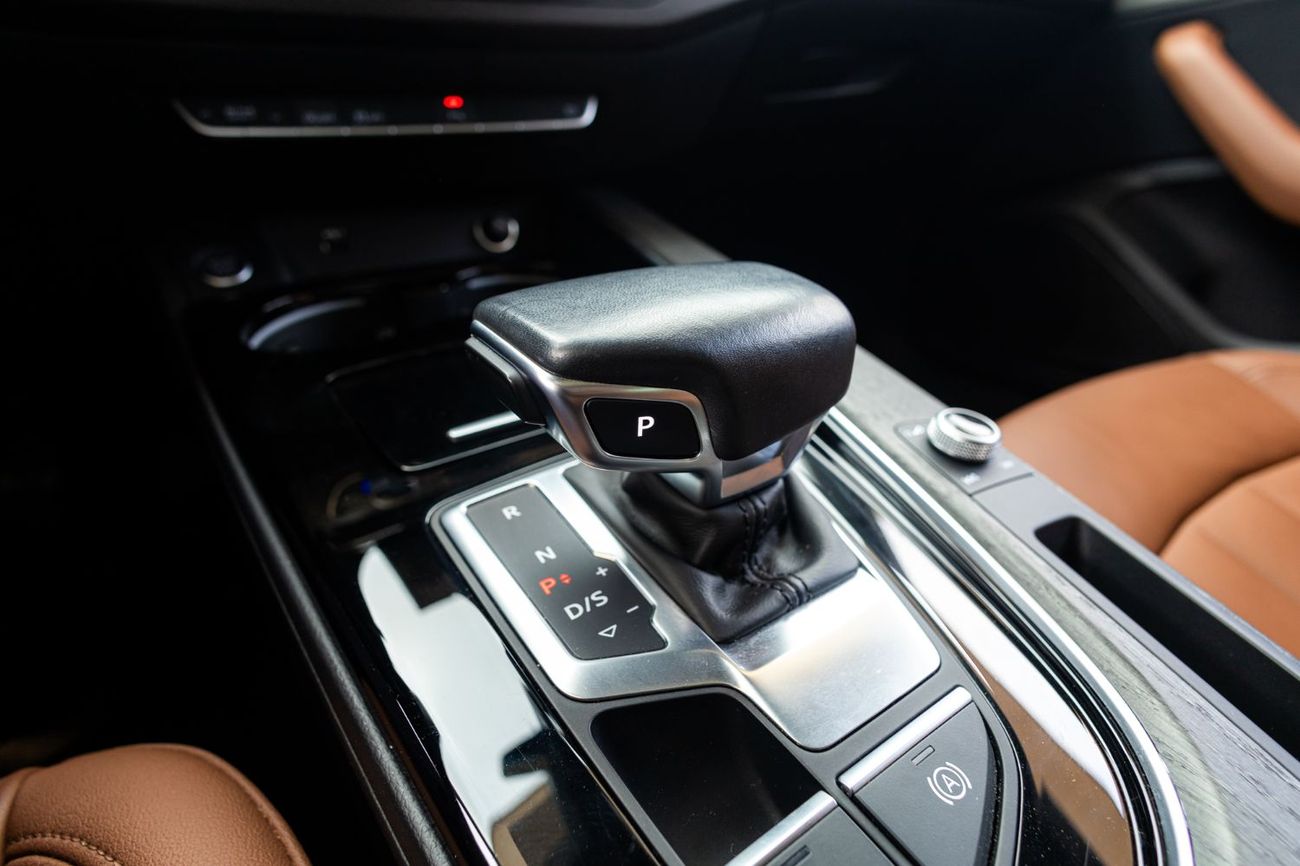 أودي A5 40 TFSI S Line 2.0L (190 HP)