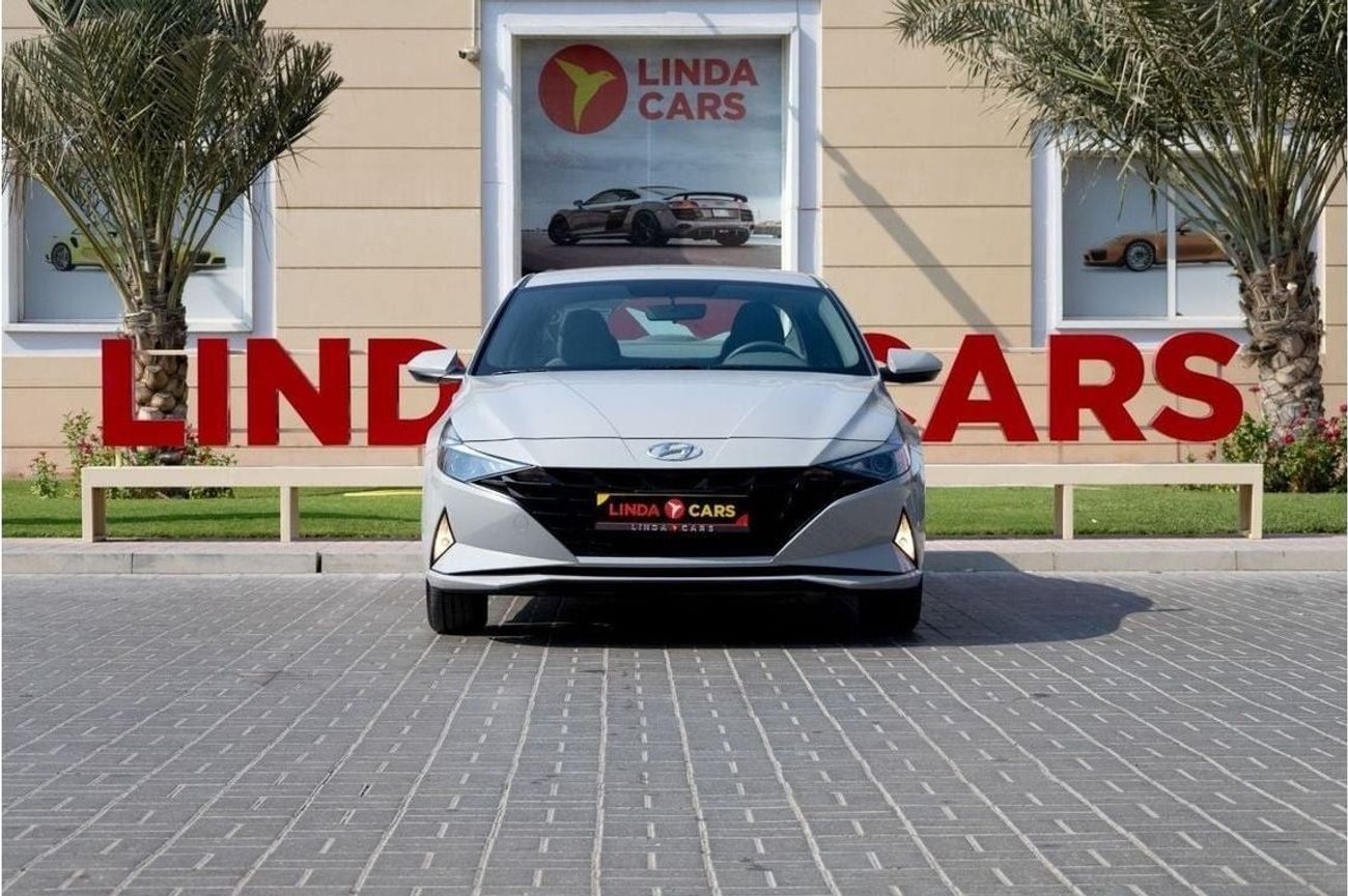Hyundai Elantra Smart 1.6L Hyundai Elantra 2023 GCC under Agency Warranty with Flexible Down-Payment.