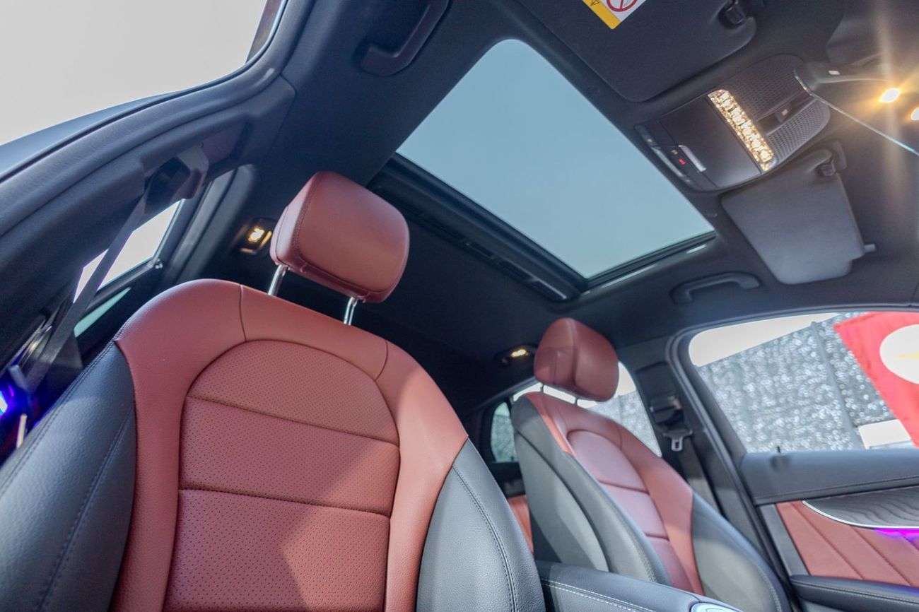 مرسيدس بنز GLC 200 GLC200 Mercedes-Benz GLC 200 2023 GCC under Warranty with Flexible Down-Payment.