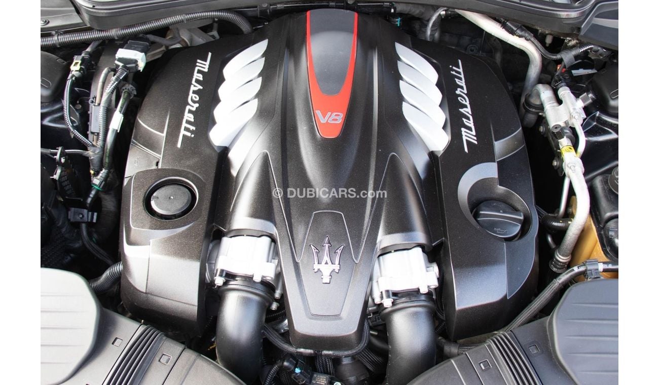 Maserati Quattroporte M156