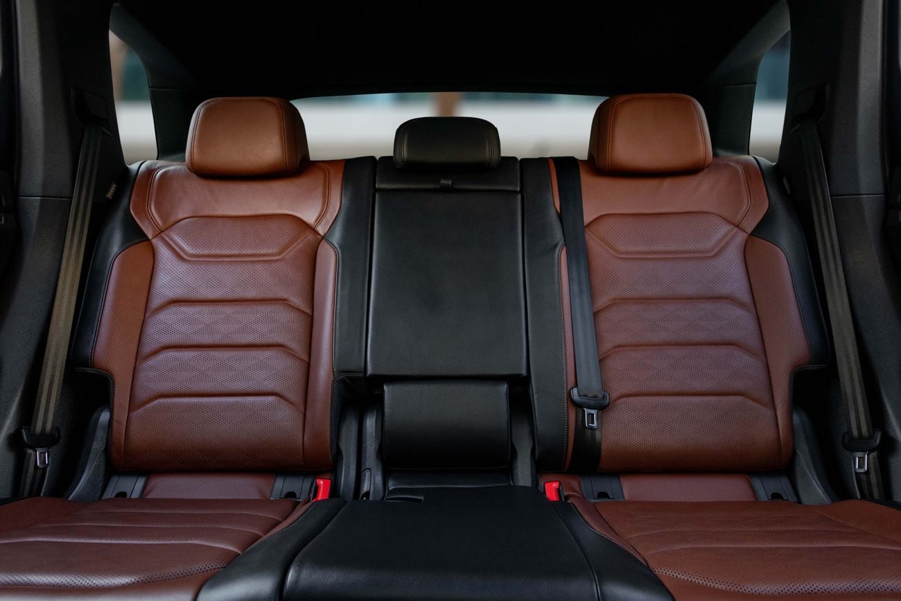 Volkswagen Touareg Highline Touareg Highline | 2,155 P.M | 0% Downpayment | TOUAREG HIGHLINE VOLKSWAGEN MAINTAINED