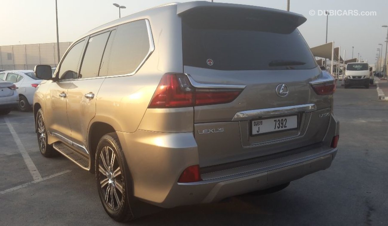 Lexus LX570 فل ابشن