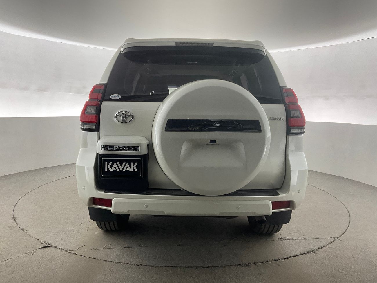 تويوتا برادو GXR | Carnival Sale • UP TO AED 20,000 OFF | شامل الضمان | 0 ﺪﻔﻋﺓ ﺃﻮﻟﻯ