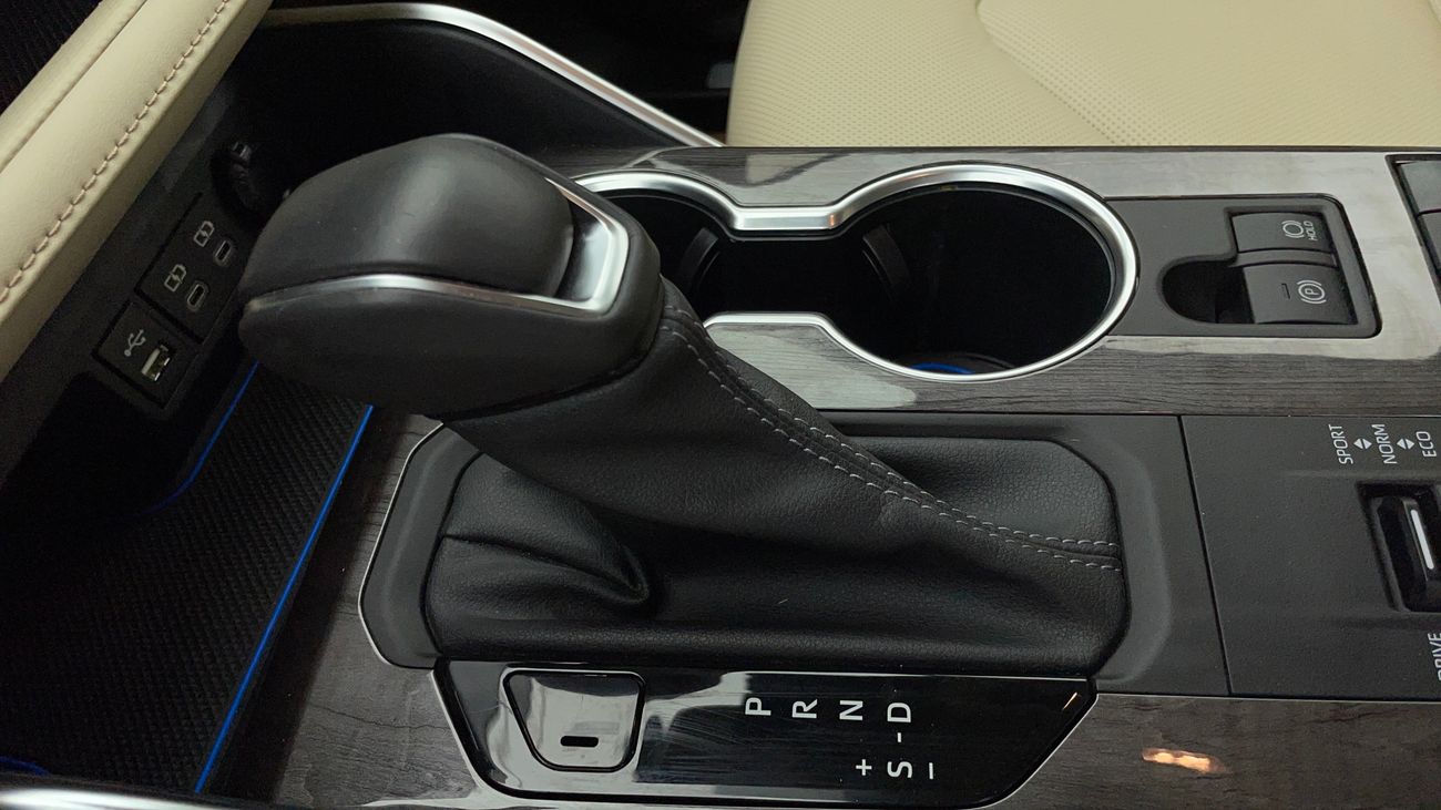 تويوتا هايلاندر VXR 2.5 | بدون دفعة مقدمة | اختبار قيادة مجاني للمنزل