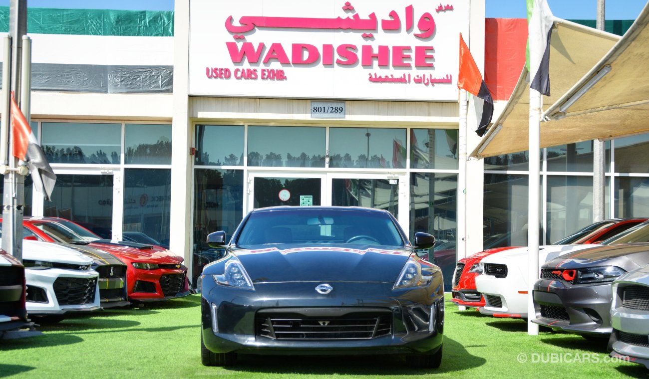 نيسان 370Z Nissan 370z V6 2016/Original Leather Seats/Very Good Condition