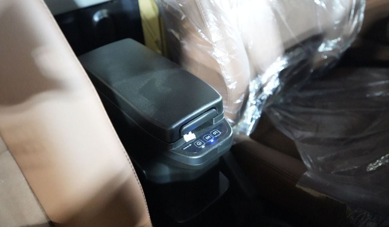 Toyota Land Cruiser Pick Up TOYOTA LC PICKUP SC 4.0L PETROL AUTOMATIC TRANSMISSION 2024 FULL OPTION WITH LED LIGHTS