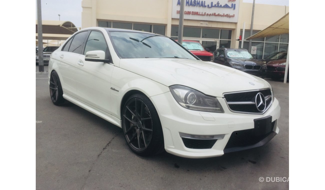 Mercedes-Benz C 63 AMG Mercedes C63AMG model 2012 car prefect condition full service full option low mileage