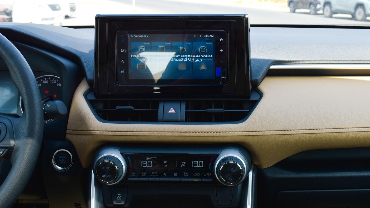 Toyota RAV4 XLE 2.0L V4 4WD | 2022 | Petrol | For Export Only