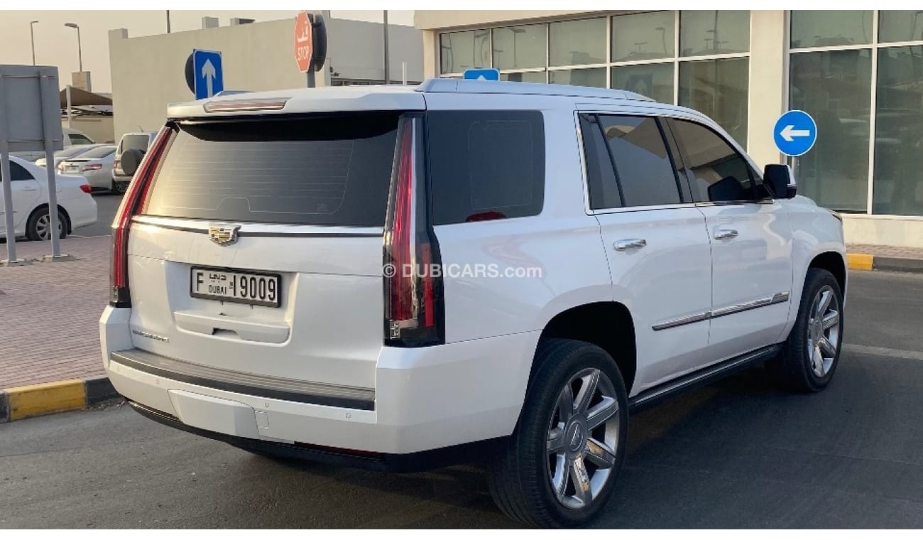 Cadillac Escalade خليجيه GCC Full options