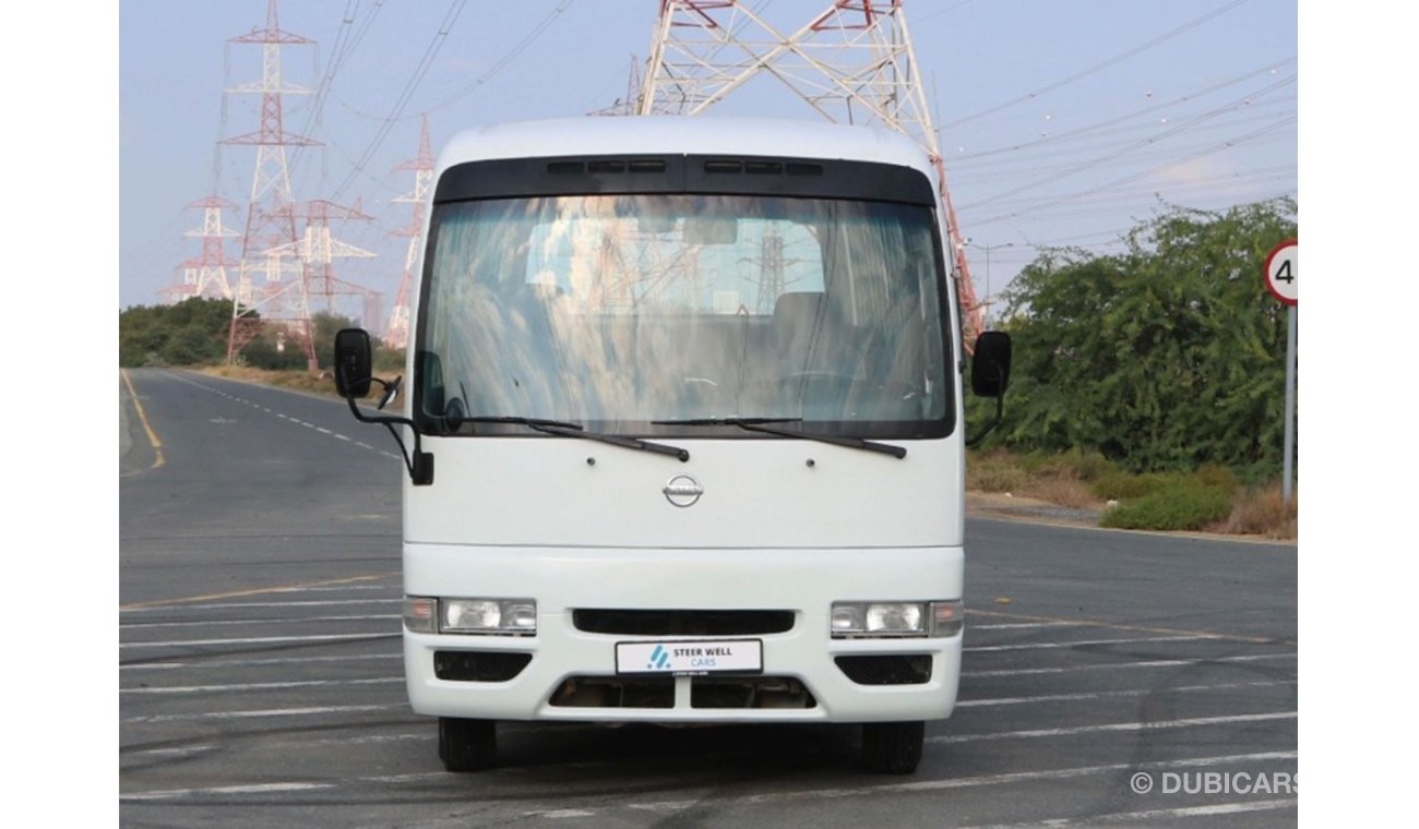 نيسان سيفيليان 2015 | NISSAN CIVILLIAN - 30 SEATER BUS - WITH GCC SPECS AND EXCELLENT CONDITION