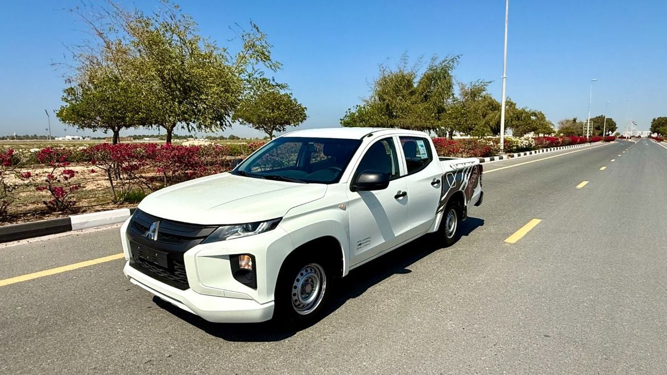 Mitsubishi L200 GL 2.4L (128 HP) Double Cab Utility