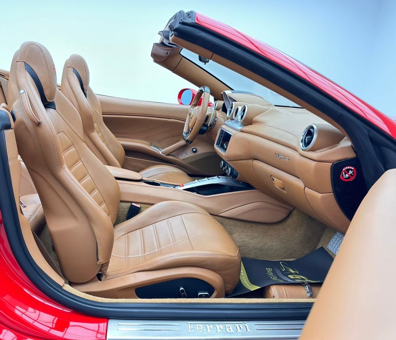 Ferrari California T Std 3.9L (552 HP) 2016 Ferrari California T, Full Ferrari Service History, Excellent Condition, GCC