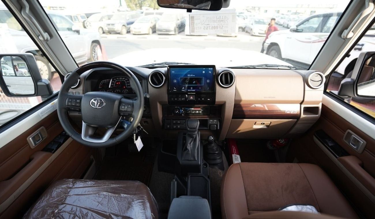 Toyota Land Cruiser 70 TOYOTA LC76 5DOORS PETROL 4.0L A/T MODEL 2025 40TH ANNIVERSARY FULL OPTION
