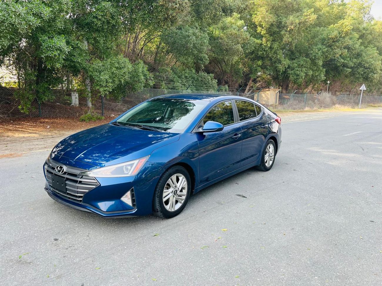 هيونداي إلانترا GLS 2.0L