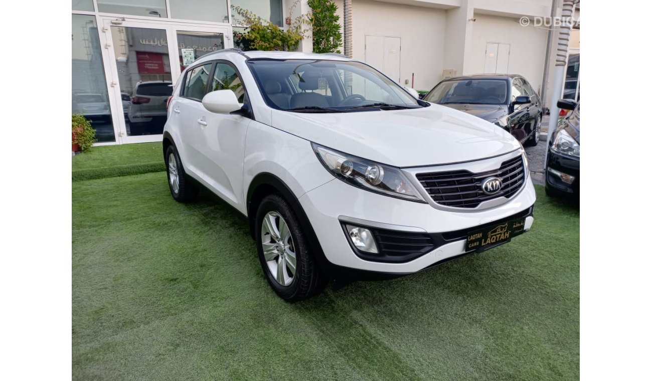 Kia Sportage Gulf, dye, agency number 2, cruise control, wheels, rear wing sensors, in excellent condition, you d