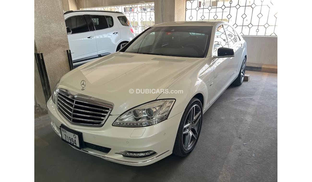 Mercedes-Benz S 400