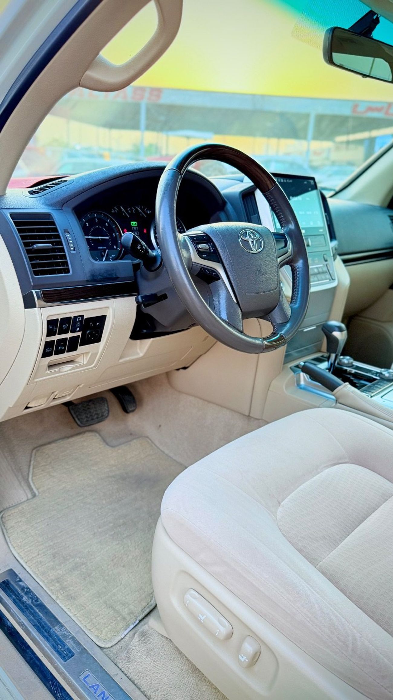 تويوتا لاند كروزر 2020 Model LHD DIESEL ENGINE FULL OPTION