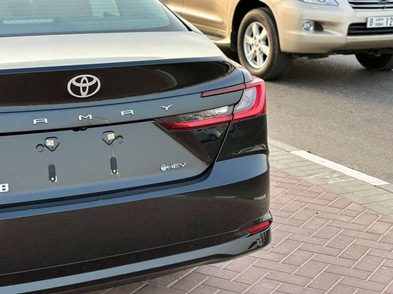 Toyota Camry TOYOTA CAMRY HEV 2.0L  2024