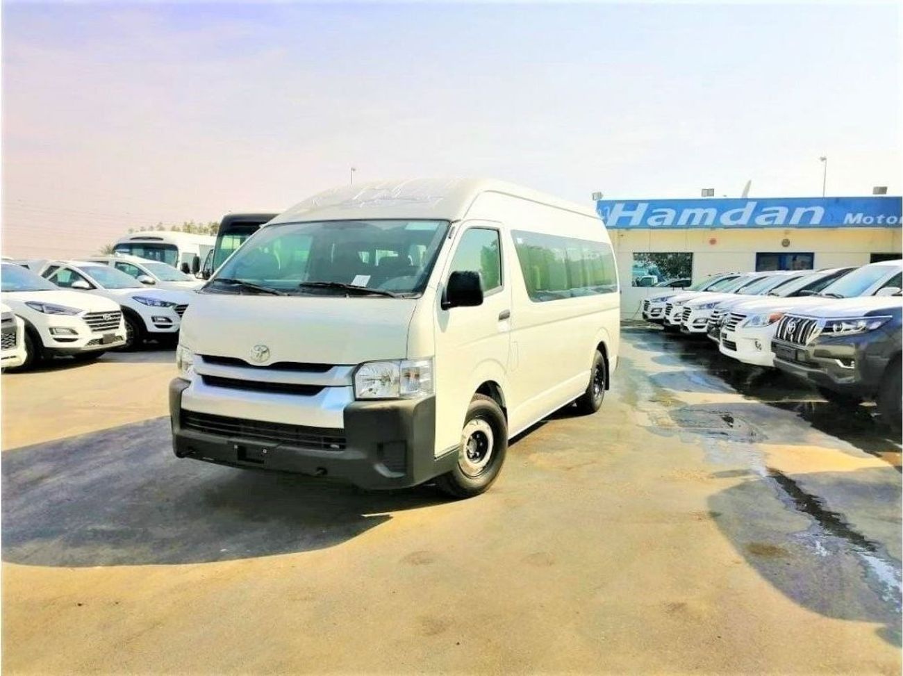 Toyota Hiace 2.5 engine // 2023 model