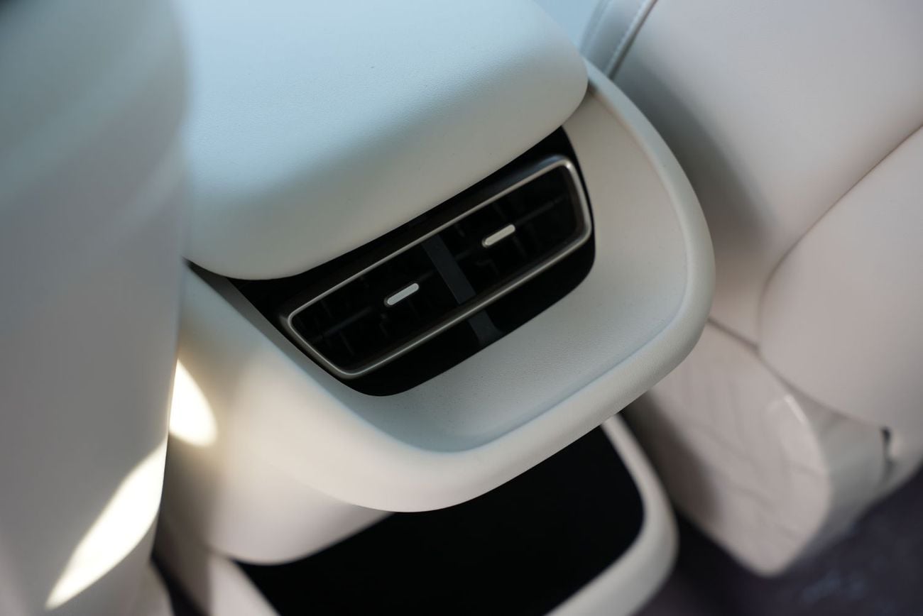 Avatr 06 2025 Avatr 06 Max REEV 31.7Kw/h 0km