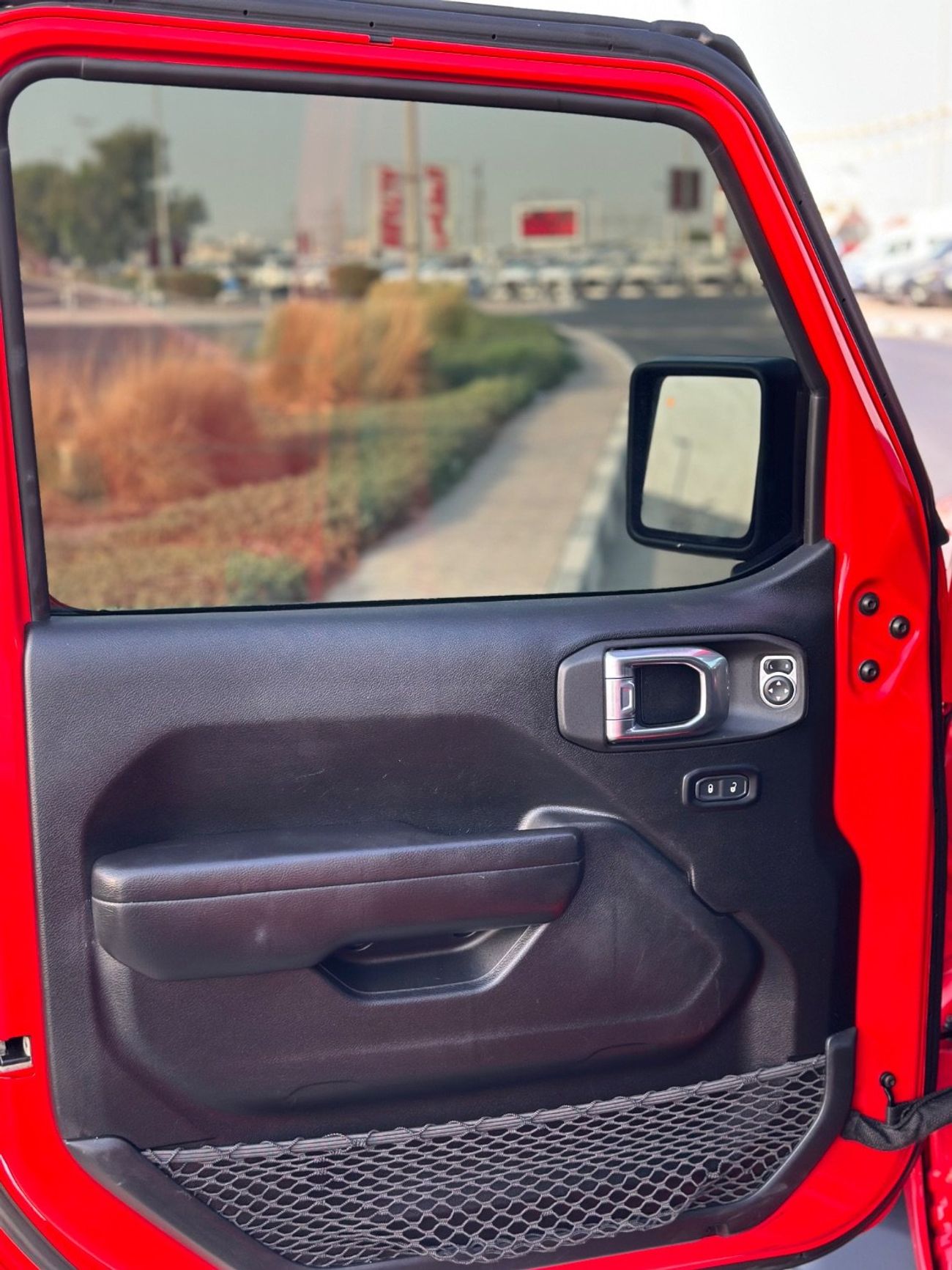 Jeep Wrangler Unlimited Sport 3.6L A/T