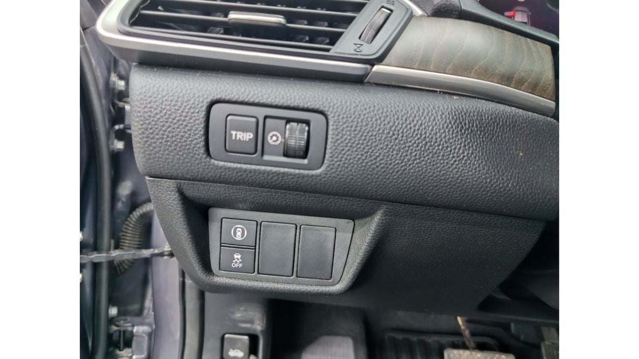 هوندا أكورد سبورت Warranty one year