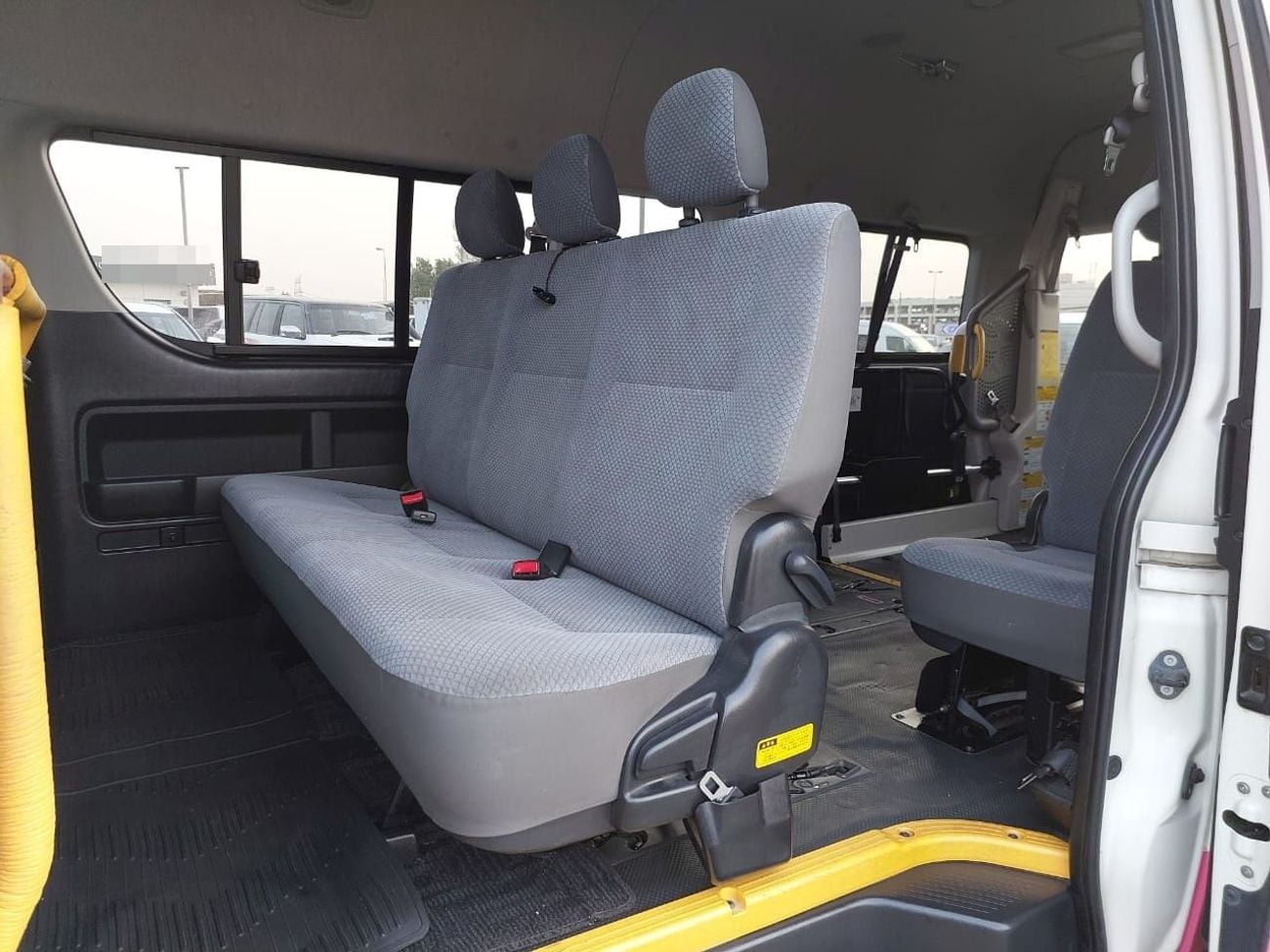 Toyota Hiace TOYOTA HIACE COMMUTER VAN RHD 2012 MODEL 2.7 L PETROL AUTOMATIC(PM05079)